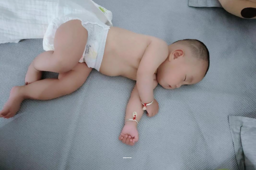 东莞三个月宝宝头围